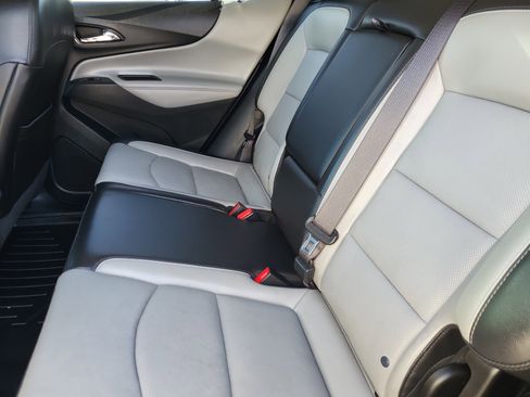 Used 2018 Chevrolet Equinox Premier image 8