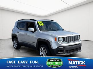 Used 2015 Jeep Renegade Latitude AWD/4WD video 1