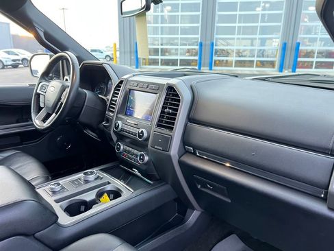 Used 2021 Ford Expedition XLT image 37