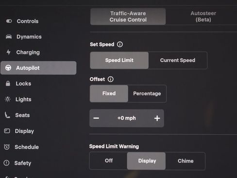 Used 2024 Tesla Model Y Performance AWD/4WD image 44