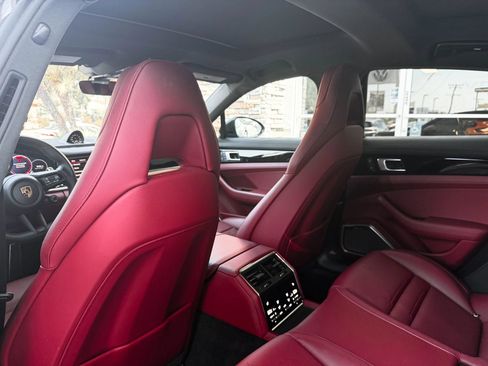 Used 2022 Porsche Panamera 4S AWD/4WD image 26