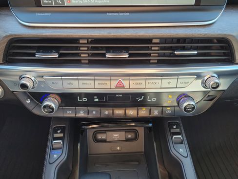 Certified 2022 Kia Telluride SX w/ SX Prestige Package AWD/4WD image 36