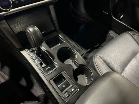 Used 2018 Subaru Outback 2.5i Limited AWD/4WD image 32