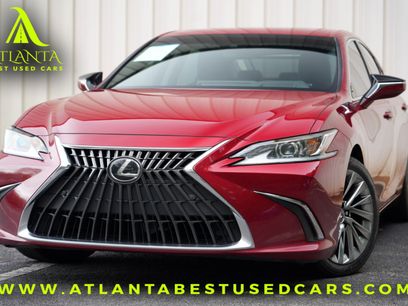 Used 2023 Lexus ES 300h w/ Accessory Package (Z2)