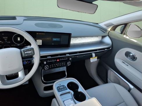 New 2026 Hyundai Ioniq 9 Calligraphy image 12