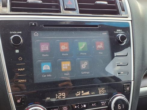 Used 2018 Subaru Outback 3.6R Limited image 18