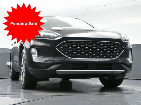 Used 2022 Ford Escape Titanium image 52