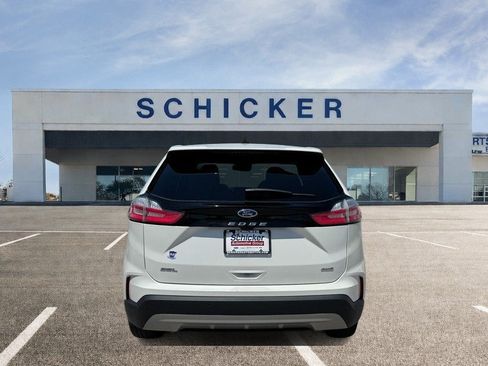 Used 2023 Ford Edge SEL w/ Convenience Package AWD/4WD image 4