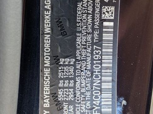 Used 2022 BMW M850i xDrive w/ Driving Assistance Package image 24