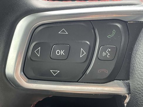 Used 2022 Jeep Gladiator Rubicon w/ Cold Weather Group AWD/4WD image 24