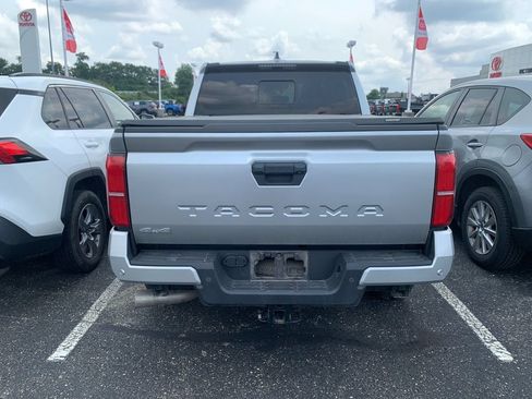 Used 2024 Toyota Tacoma SR5 AWD/4WD image 3