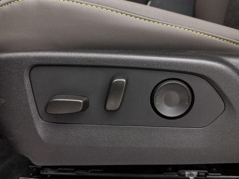 Used 2024 Chevrolet Colorado ZR2 image 20