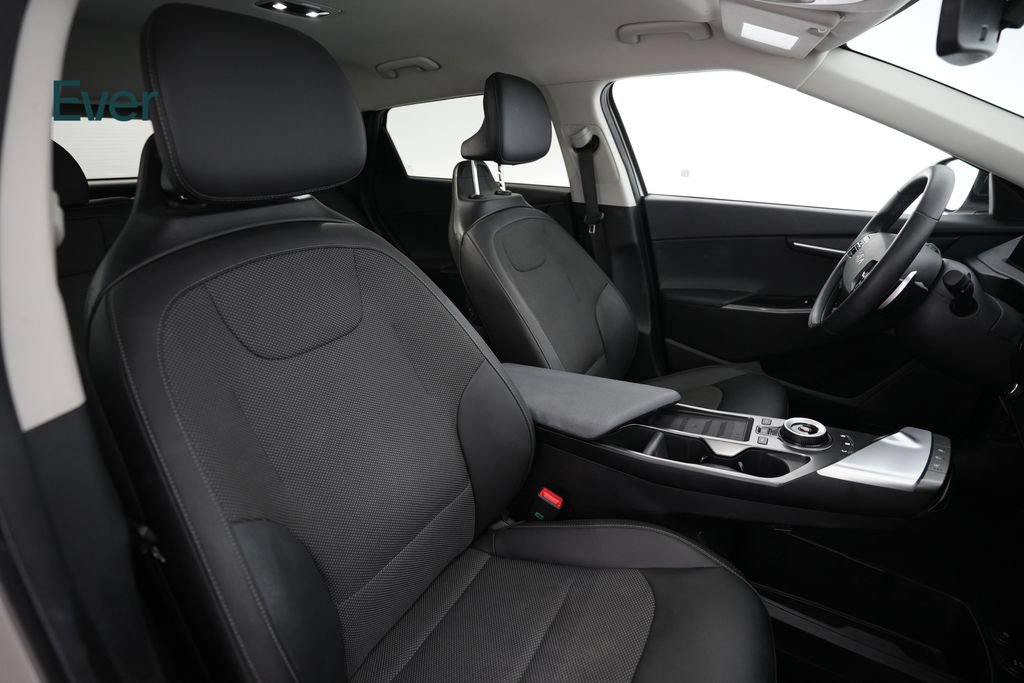 Used 2024 Kia EV6 Light AWD/4WD image 23