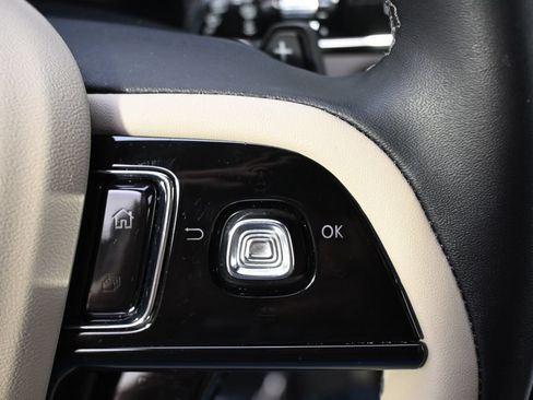 Used 2026 Lincoln Corsair Premiere AWD/4WD image 35