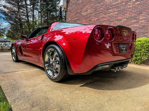 Used 2011 Chevrolet Corvette Grand Sport w/ Preferred Equipment Group RWD image 25