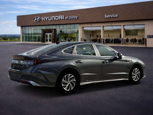 New 2026 Hyundai Sonata Blue FWD image 8
