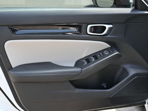 Used 2022 Honda Civic EX-L image 20