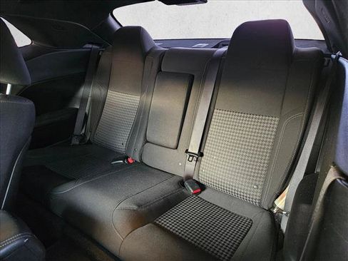 Used 2019 Dodge Challenger SXT RWD image 15