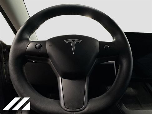 Used 2022 Tesla Model 3 Long Range AWD/4WD image 10