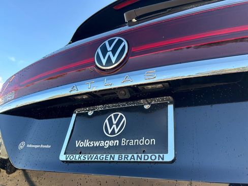New 2026 Volkswagen Atlas SE FWD image 45