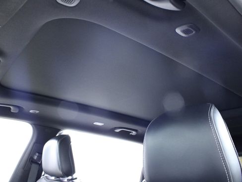 Used 2022 Jeep Grand Cherokee L Overland image 37