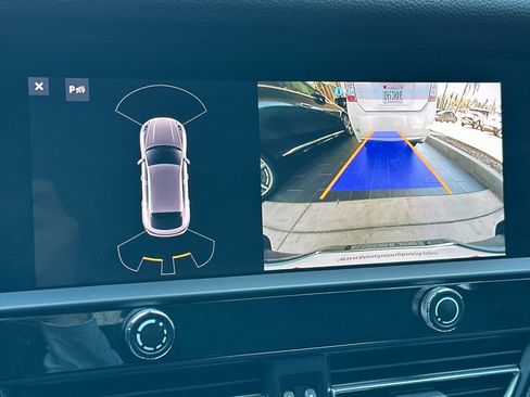 Certified 2023 Porsche Macan AWD/4WD image 20