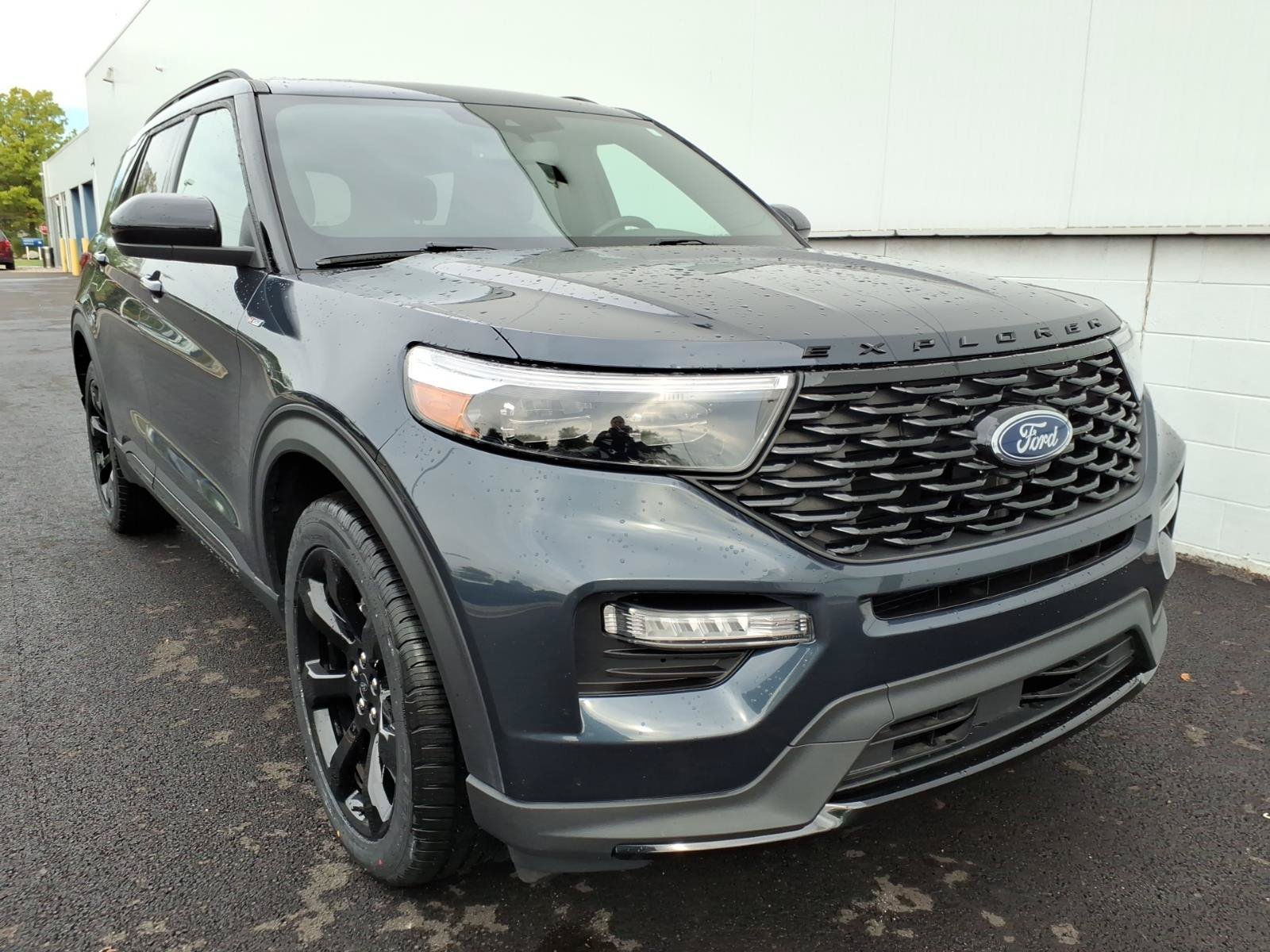 Certified 2023 Ford Explorer ST-Line w/ Class IV Trailer Tow Package AWD/4WD image 1