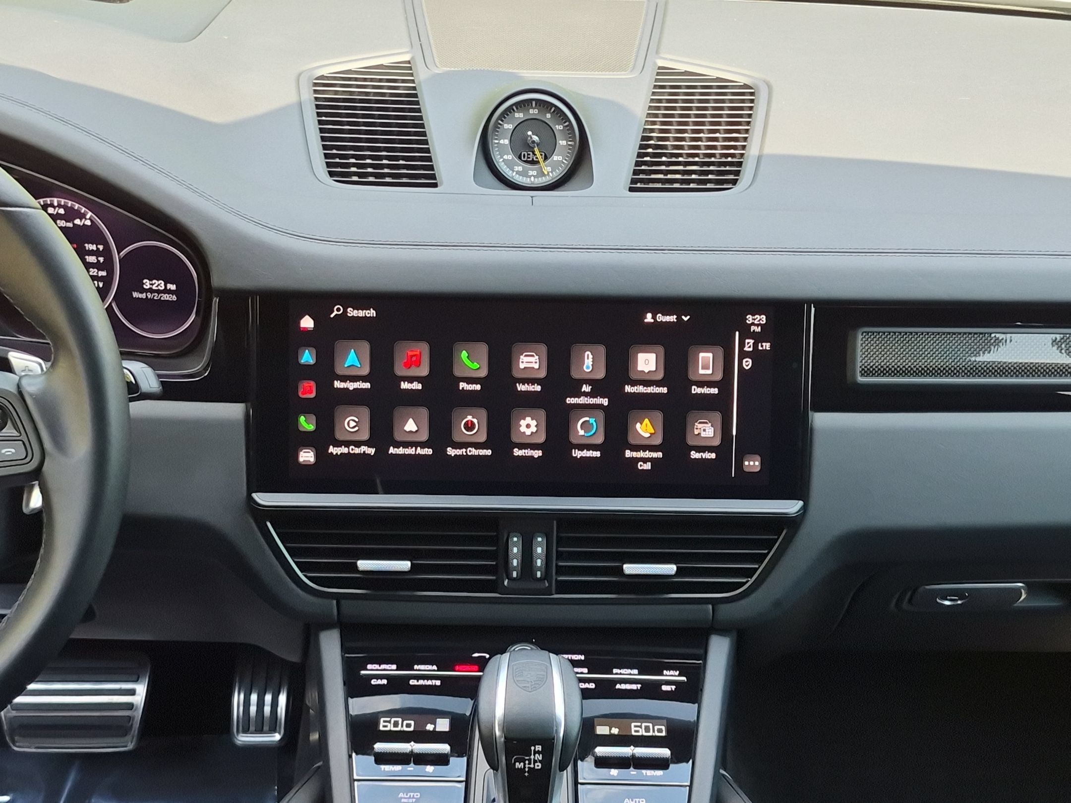 Certified 2023 Porsche Cayenne Turbo GT AWD/4WD image 13
