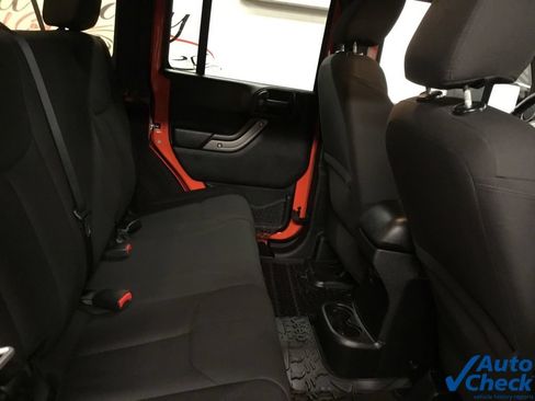 Used 2015 Jeep Wrangler Unlimited Sport w/ Quick Order Package 24S AWD/4WD image 34