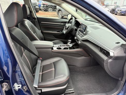 Used 2023 Nissan Altima 2.5 SR image 24