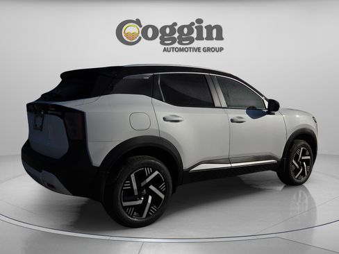 New 2026 Nissan Kicks SV image 6