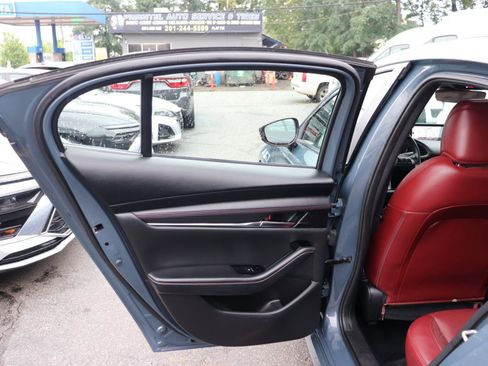 Used 2024 MAZDA MAZDA3 s AWD/4WD image 24