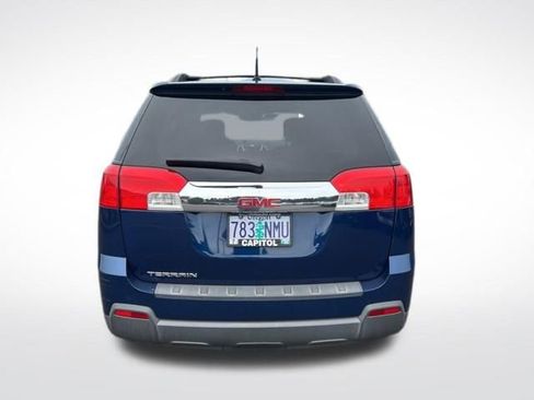 Used 2010 GMC Terrain SLE w/ Convenience Package FWD image 4