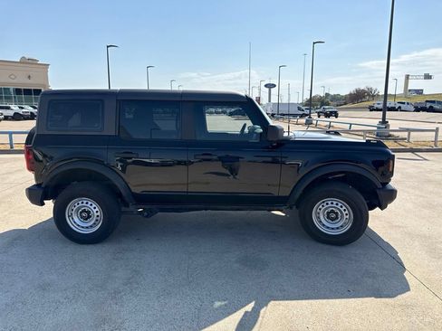 Used 2025 Ford Bronco 4-Door AWD/4WD image 17