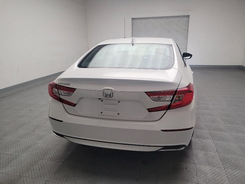 Used 2019 Honda Accord LX image 7