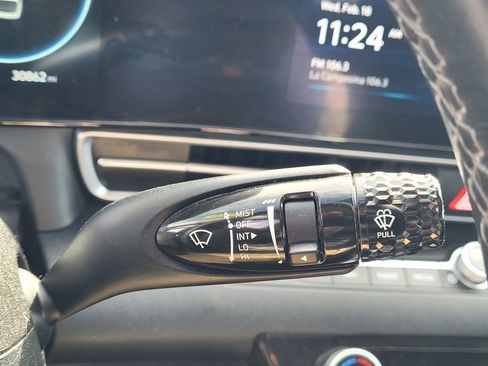 Used 2023 Hyundai Elantra SEL w/ Convenience Package image 16