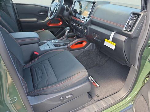 New 2026 Nissan Frontier PRO-4X w/ Pro-4x Convenience Package AWD/4WD image 34