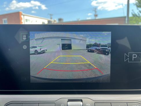 Used 2025 Kia K4 FWD image 23