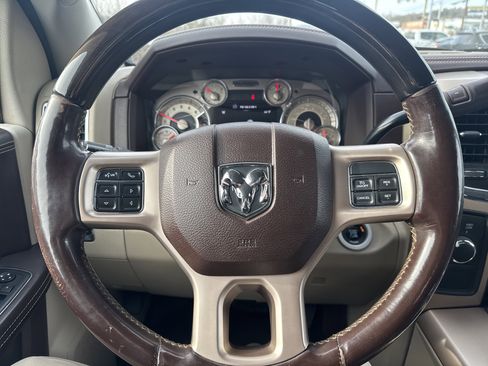 Used 2016 RAM 3500 Laramie Longhorn image 17