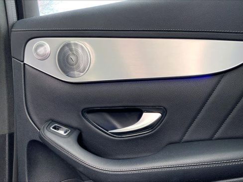 Used 2020 Mercedes-Benz GLC 300 4MATIC image 35