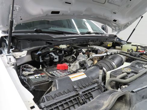 Used 2024 Ford F250 Lariat w/ Sport Appearance Package AWD/4WD image 30