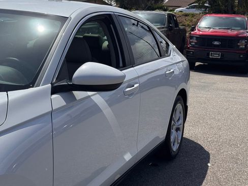 Used 2024 Honda Accord LX image 9