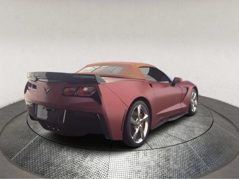 Used 2018 Chevrolet Corvette Stingray Convertible w/ 2LT Preferred Equipment Group RWD image 2