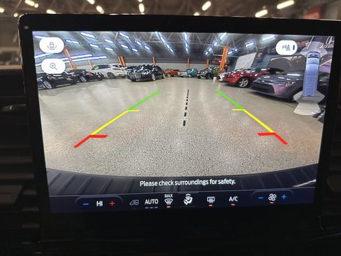 Used 2024 Ford Transit 350 XLT image 19