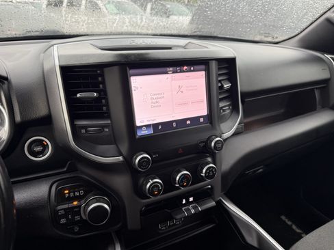 Used 2022 RAM 1500 Lone Star AWD/4WD image 18