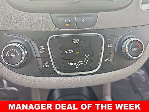 Used 2023 Chevrolet Malibu LS image 20