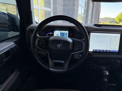 Used 2023 Ford Bronco Wildtrak AWD/4WD image 36