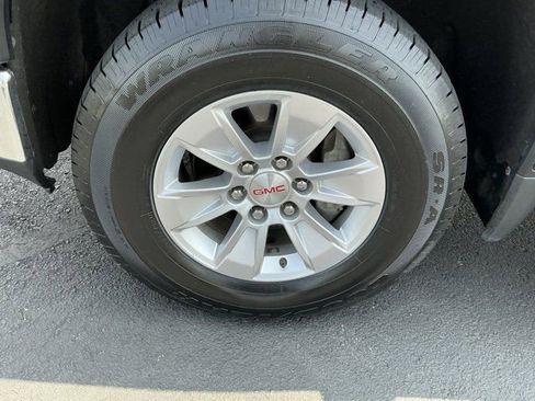 Used 2019 GMC Sierra 1500 SLE w/ SLE Value Package AWD/4WD image 13
