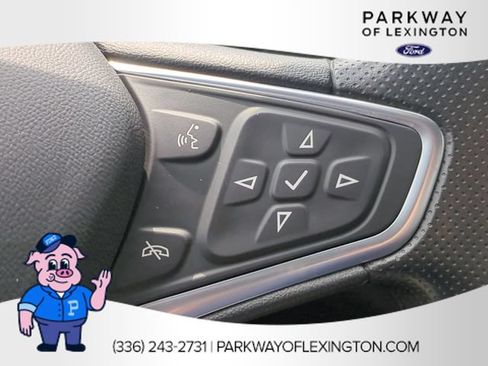 Used 2023 Chevrolet Malibu LT FWD image 17