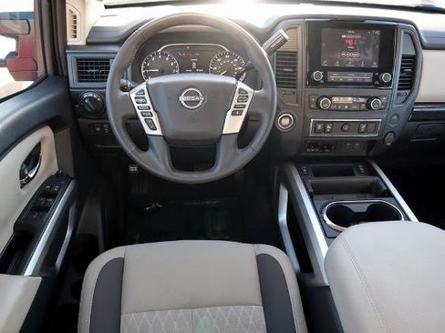 Certified 2024 Nissan Titan SV w/ SV Convenience Package image 15